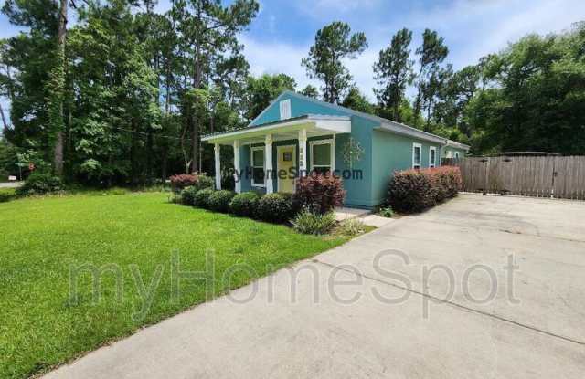 501 Live Oak Ave