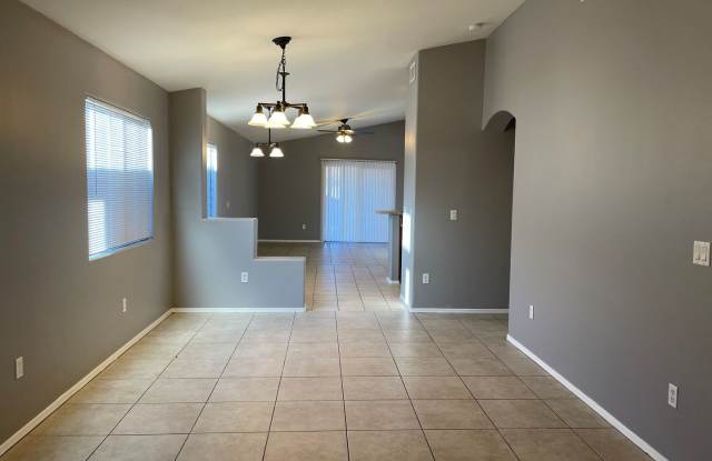 Photo of Lovely 4 Bedroom 2 Bath Home!