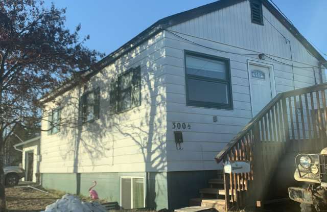 300 E Manor Avenue
