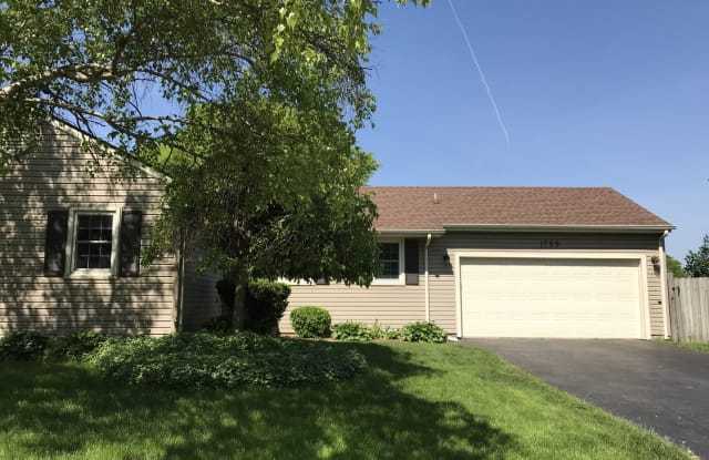 1759 Villanova Drive - 1759 Villanova Drive, Naperville, IL 60565