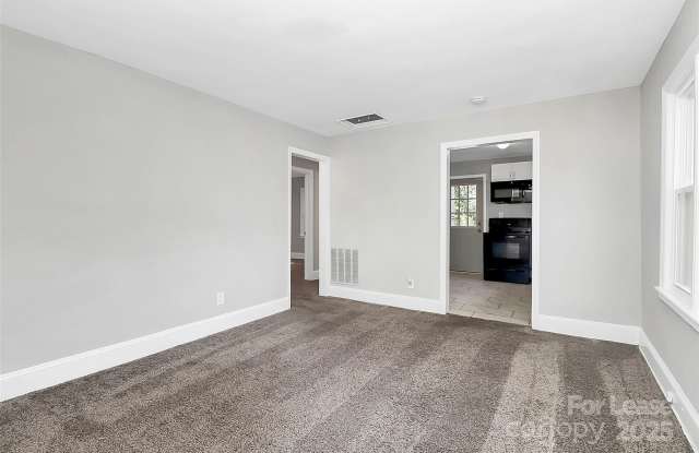 3503 Meredith Avenue