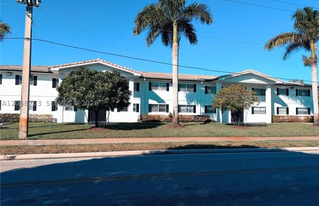 4240 Woodside Dr