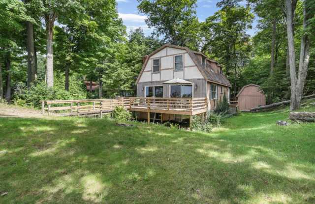 4805 Rosabelle Beach Avenue