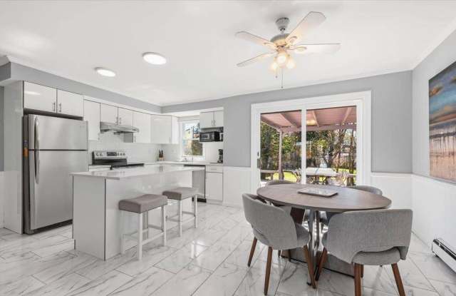 11 Glenwood Rd