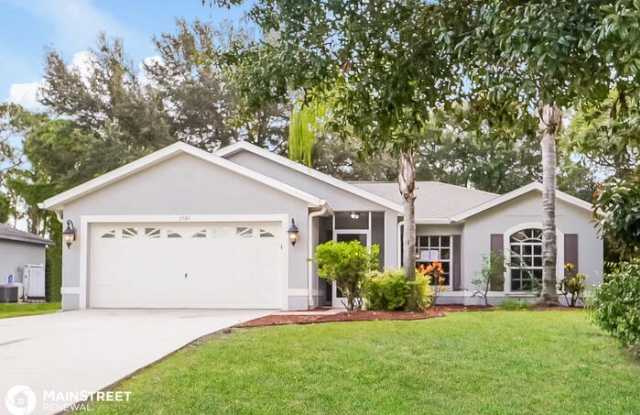 2542 Parrot Street