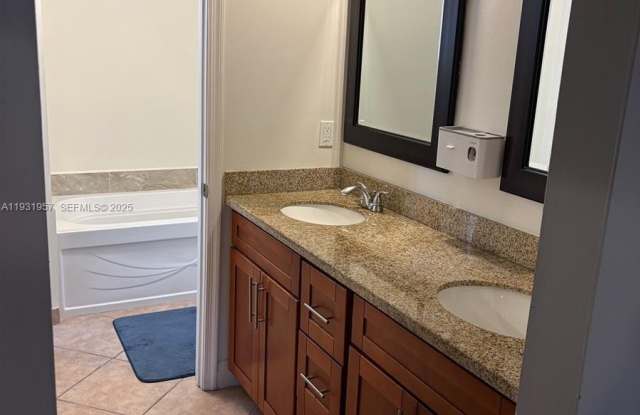 Photo of 244 Caribe Ct