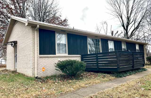 28 Leonard Dr. Clarksville, TN 37042