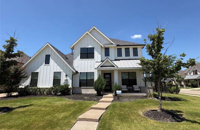 1451 Maplewood Drive