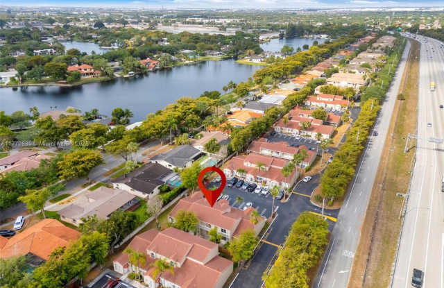 6916 NW 166th Terrace