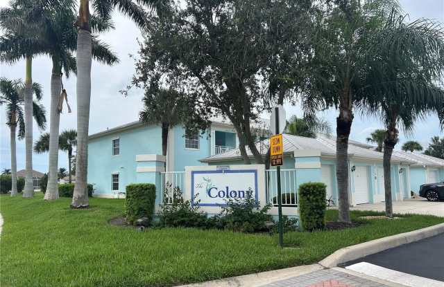 5771 SABAL TRACE DRIVE