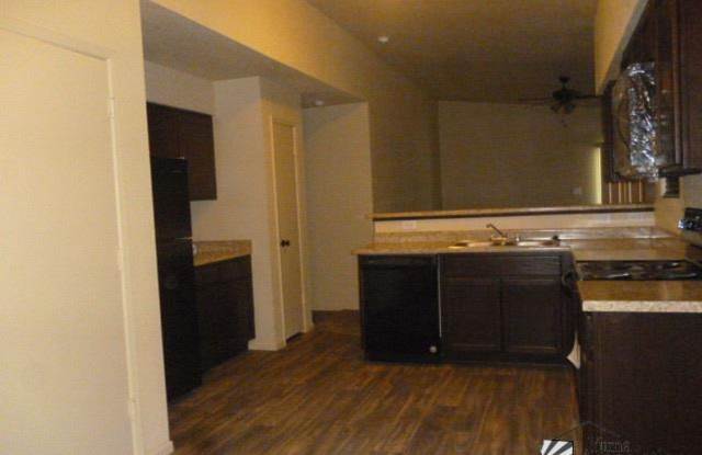 Ellington 3 Bedroom!