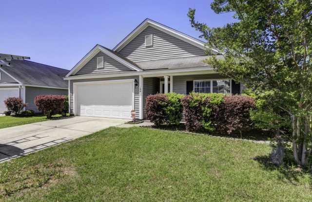 104 Wildberry Lane