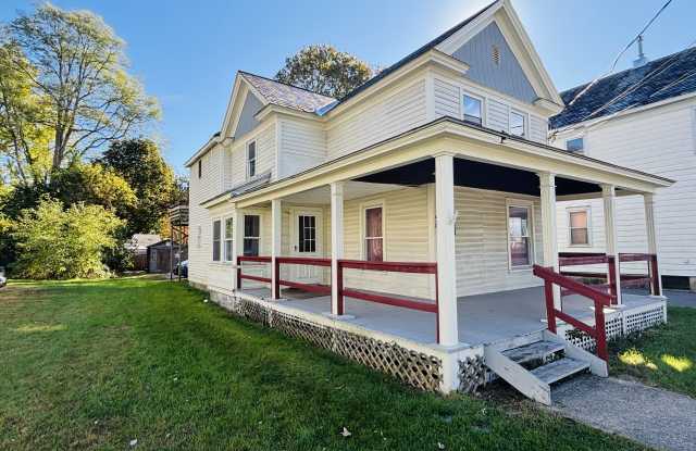 Photo of 430 Lower Main St