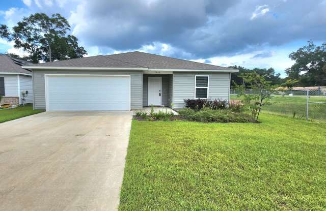 Stunning 4/2 in the Heart of Pensacola