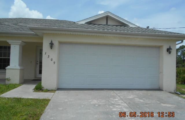 1309 Prospect Ave - 1309 Prospect Avenue, Lehigh Acres, FL 33972