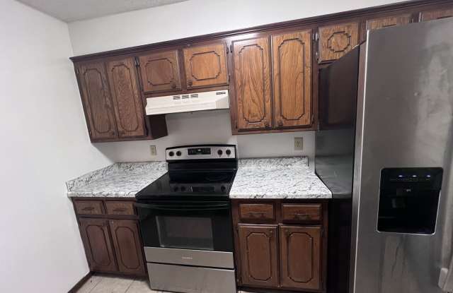 Charming 3BR Duplex in Midwest City