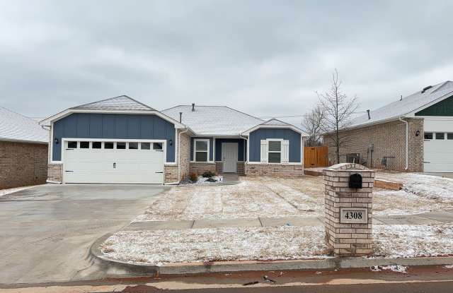 3 Bedroom 2 Bathroom 2 Car Garage Home in Oakdale School District