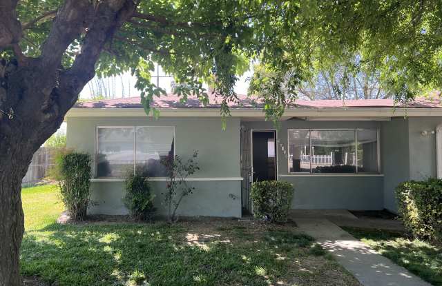 32139 N Floral St - 32139 North Floral Street, Patterson Tract, CA 93291