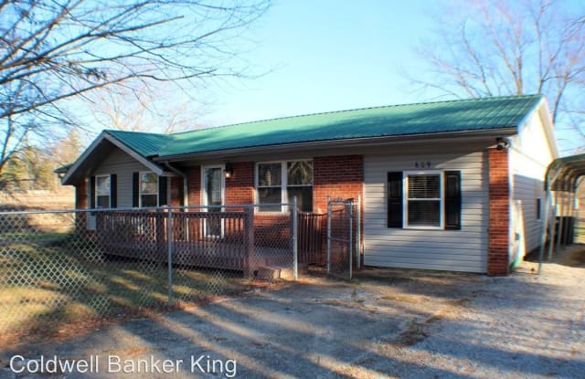 609 SHEPHERD ST - 609 Shepherd Street, Henderson County, NC 28792