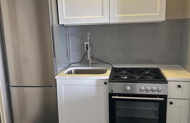 1810-18 RITTENHOUSE Square unit: 1609