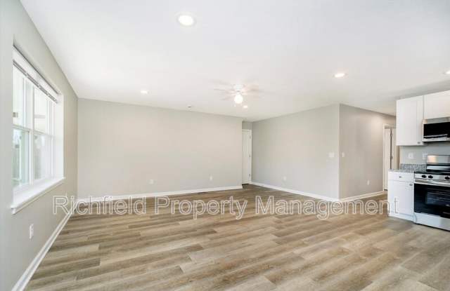 2203 Sheldon Street - B