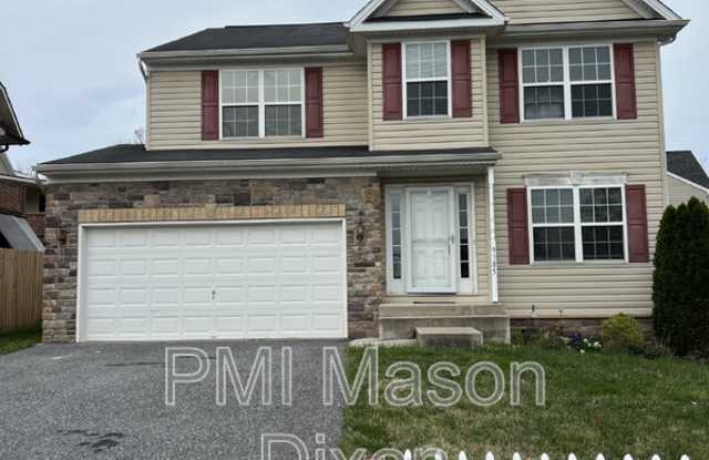 9385 North Laurel Road