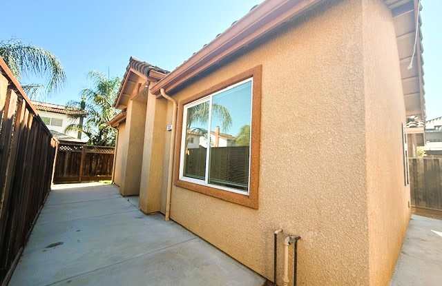 Photo of 32 Ervin Ct