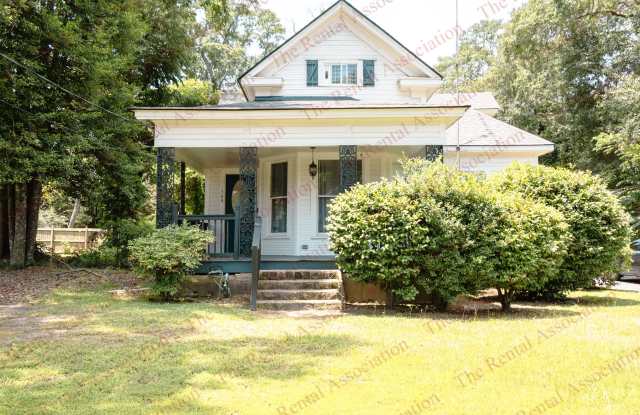 Photo of 108 South Farmerville Street