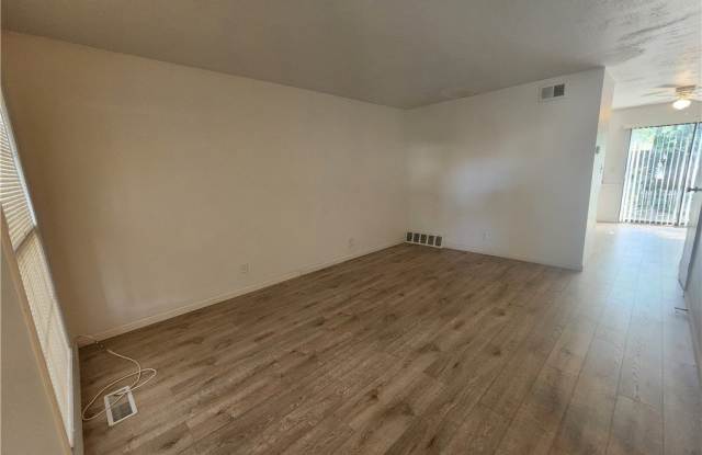 9 Trenton Square unit: 10