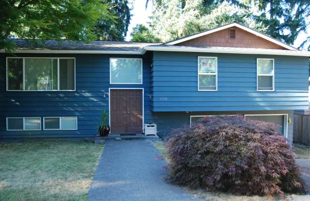 13310 Northeast 74th Street