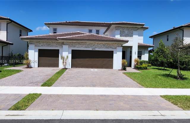 4255 SW 123rd Ter