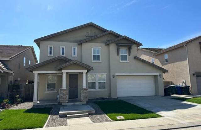2704 Acapulco Way
