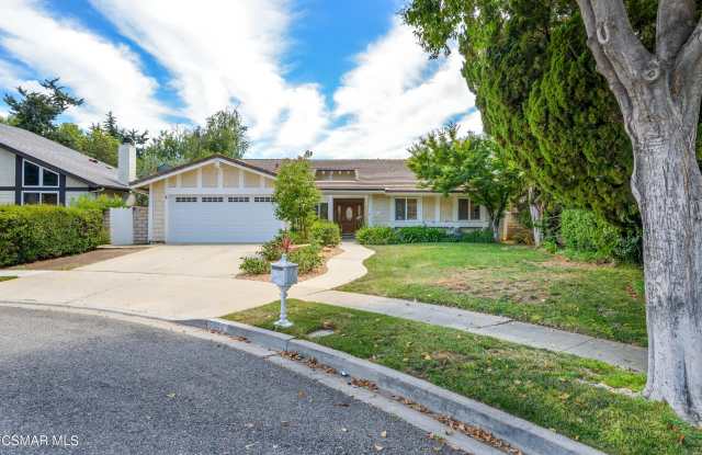 5962 E Oak Meadow Place