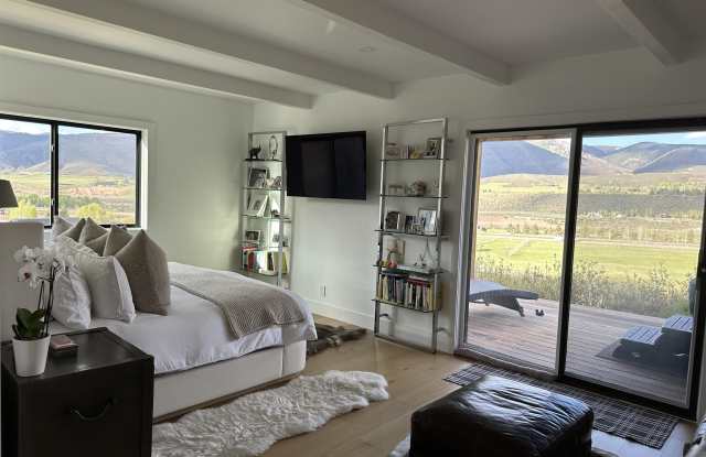 652 Upper Ranch Road