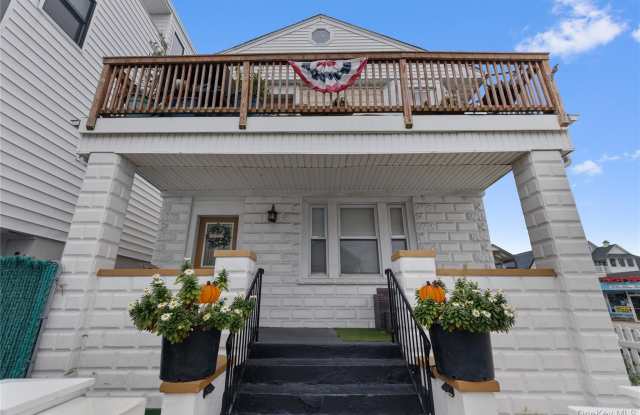 Photo of 53 Pennsylvania Ave unit: 1St Floor