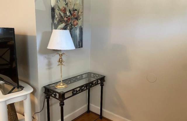 1115 Heatherwood Circle