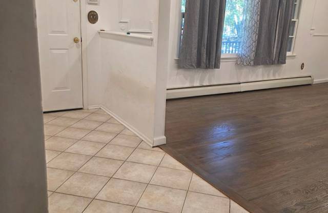 553 Declaration Lane