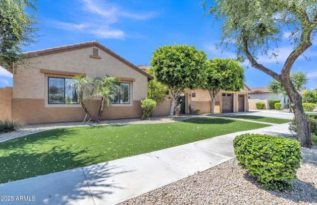 2652 North 143rd Drive