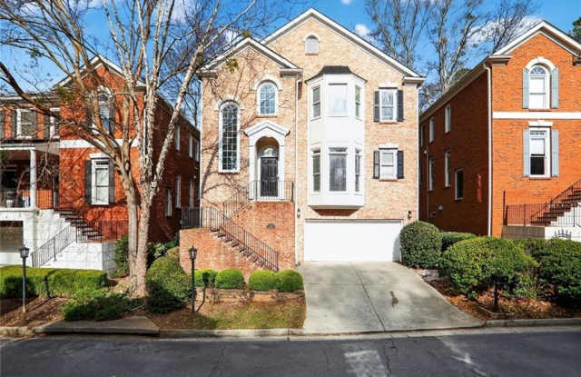 Photo of 1128 Ashton Bluff Drive NE