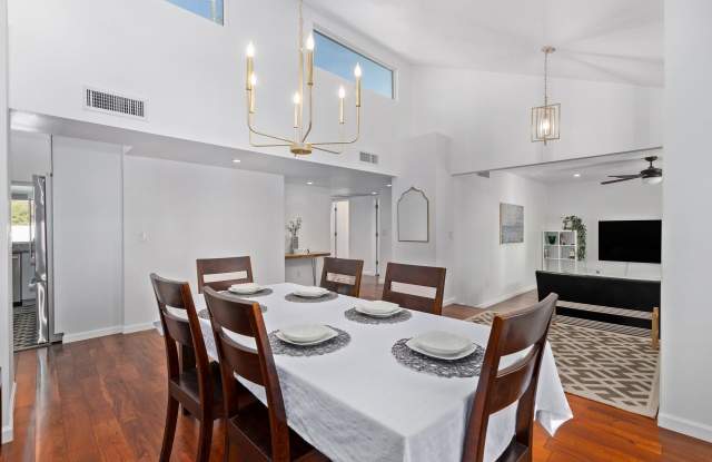 1948 East Jeanine Drive