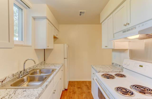 Creekside At Amherst Apartments