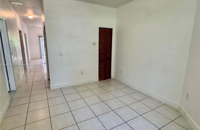 Photo of 13705 NE 20th Pl