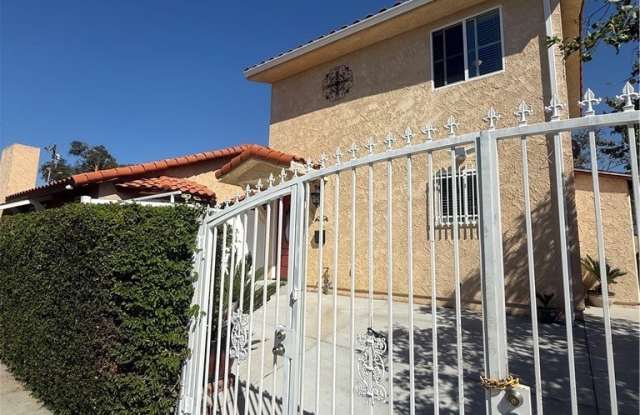 746 W 4th Ave Avenue