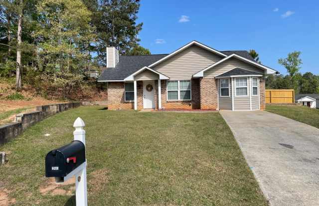 2817 Ridgecrest Dr