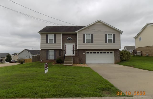 1418 Addison Dr - 1418 Addison Drive, Clarksville, TN 37042