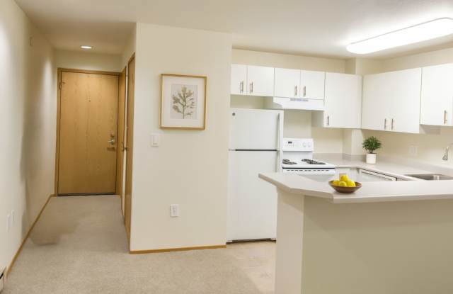 Thornton Creek Apartments