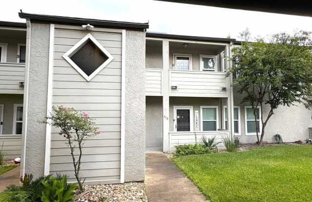 604 Highcrest Dr #523