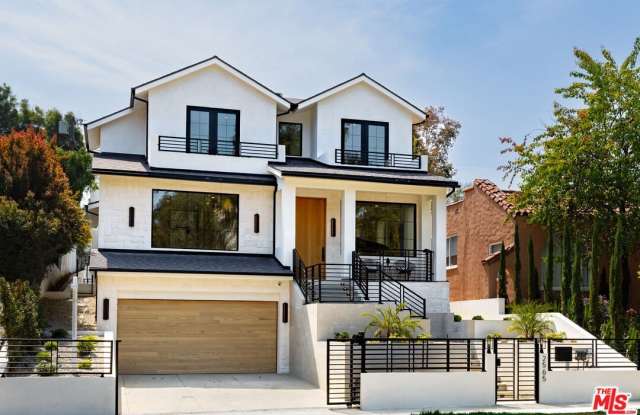 Photo of 2565 Patricia Ave