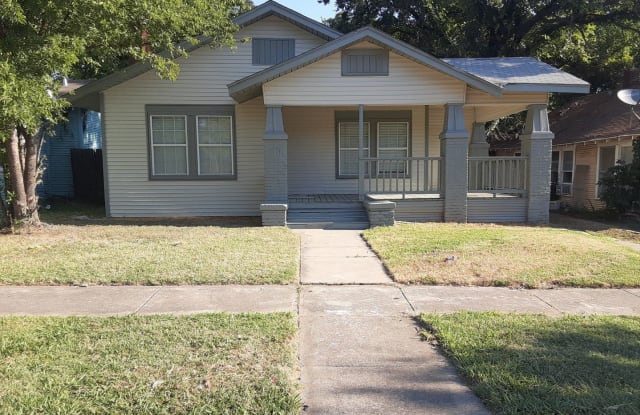 1235 E Elmwood Ave - 1235 Elmwood Ave, Fort Worth, TX 76104