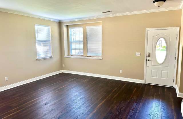 1333 Song Sparrow Way